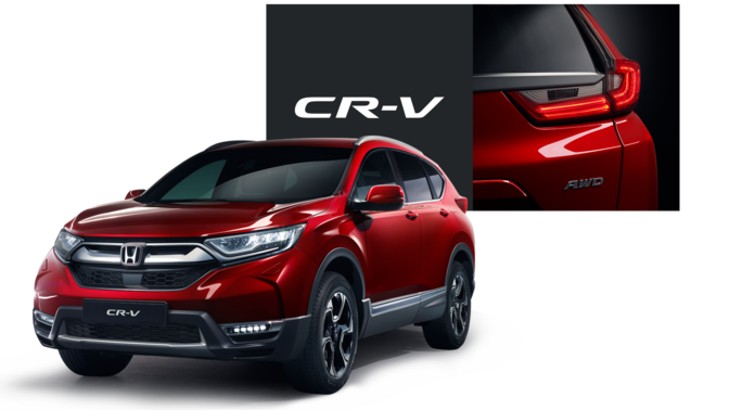 Háromnegyedes felvétel a Honda CR-V elejéről, közelkép a hátsó lámpákról és a CR-V-logóról.