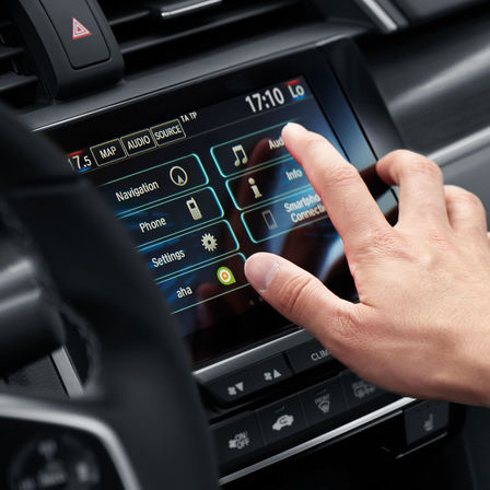 Közelkép a Honda Connect szórakoztatóelektronikai és információs rendszerről.