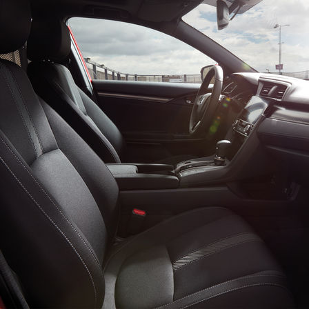 Fénykép a Honda Civic belteréről.