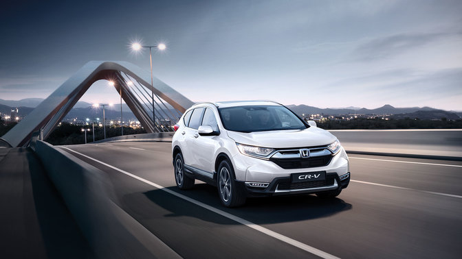 Közelkép a Honda CR-V üzemanyag-üzemmódok paneléről 