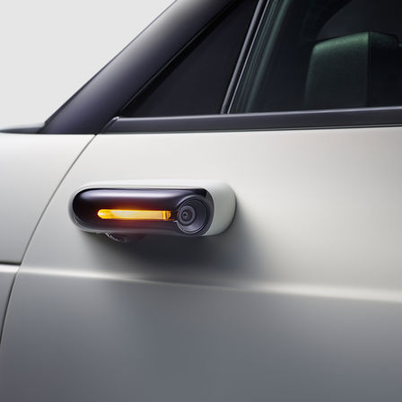 Közelkép a Honda e Prototype ajtajáról.