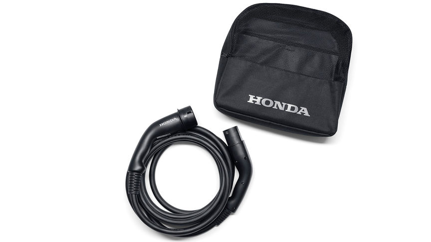 Közelkép a Honda e töltő 3. típusú töltőkábeléről.