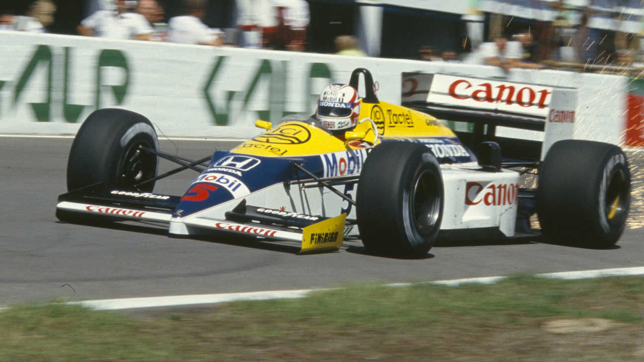 Keke Rosberg egy Honda motorral szerelt Williams volánja mögött első helyen ért célba az amerikai, dallasi nagydíjon.
