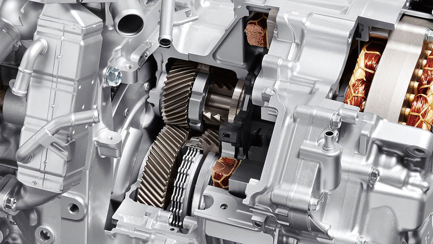 Közelkép a Honda hibrid motorhoz kapcsolódó tengelykapcsolójáról.