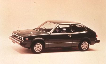 Az eredeti Honda Accord oldalnézetből.