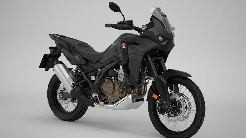 Honda CRF1100 Africa Twin háromnegyedes jobb első stúdiófelvétel