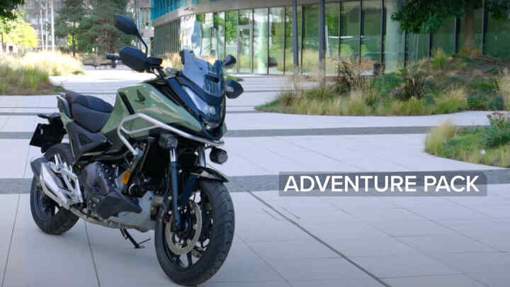 2025 NC750X – Adventure csomag