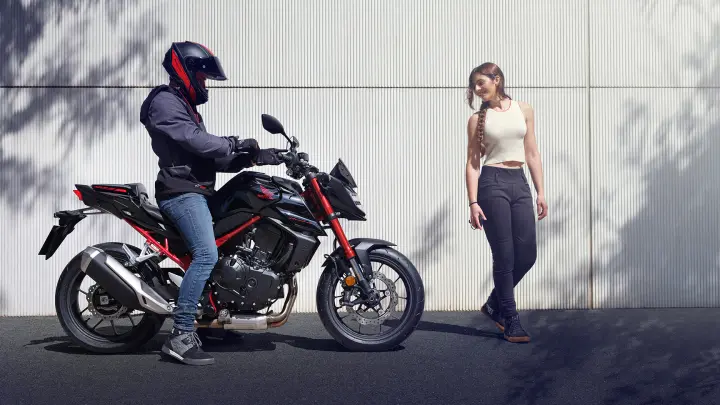 CB750 Hornet Sport csomag