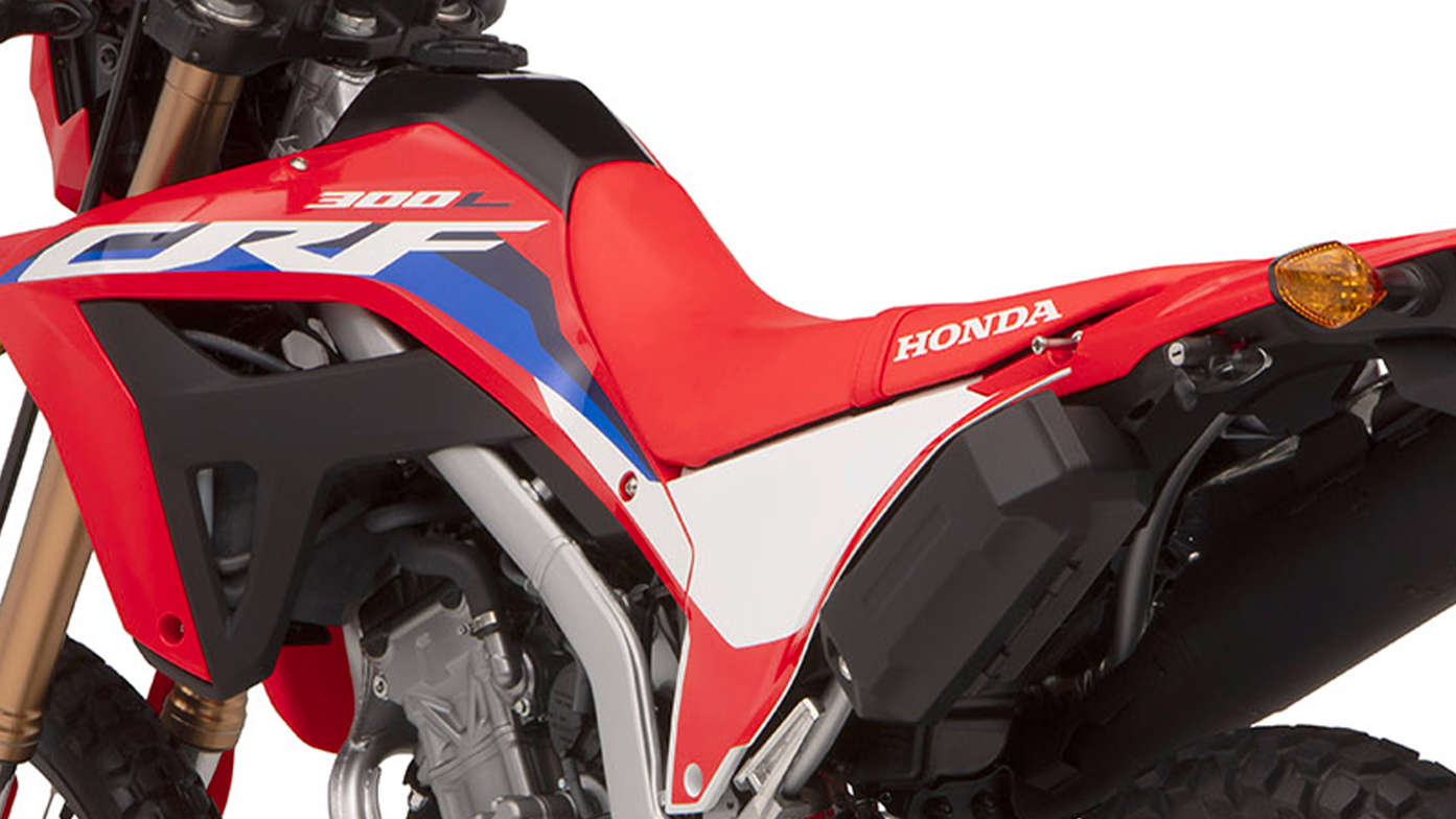 Honda CRF300L. Karcsú, könnyű idomzat