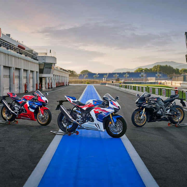 Honda szupersport-motorkerékpárok a versenypályán