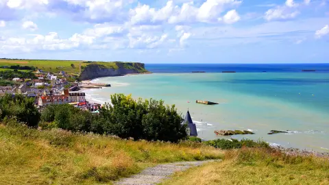 Kilátás a normandiai partraszállás helyszínére, Arromanches-les-Bains, Normandia, Franciaország