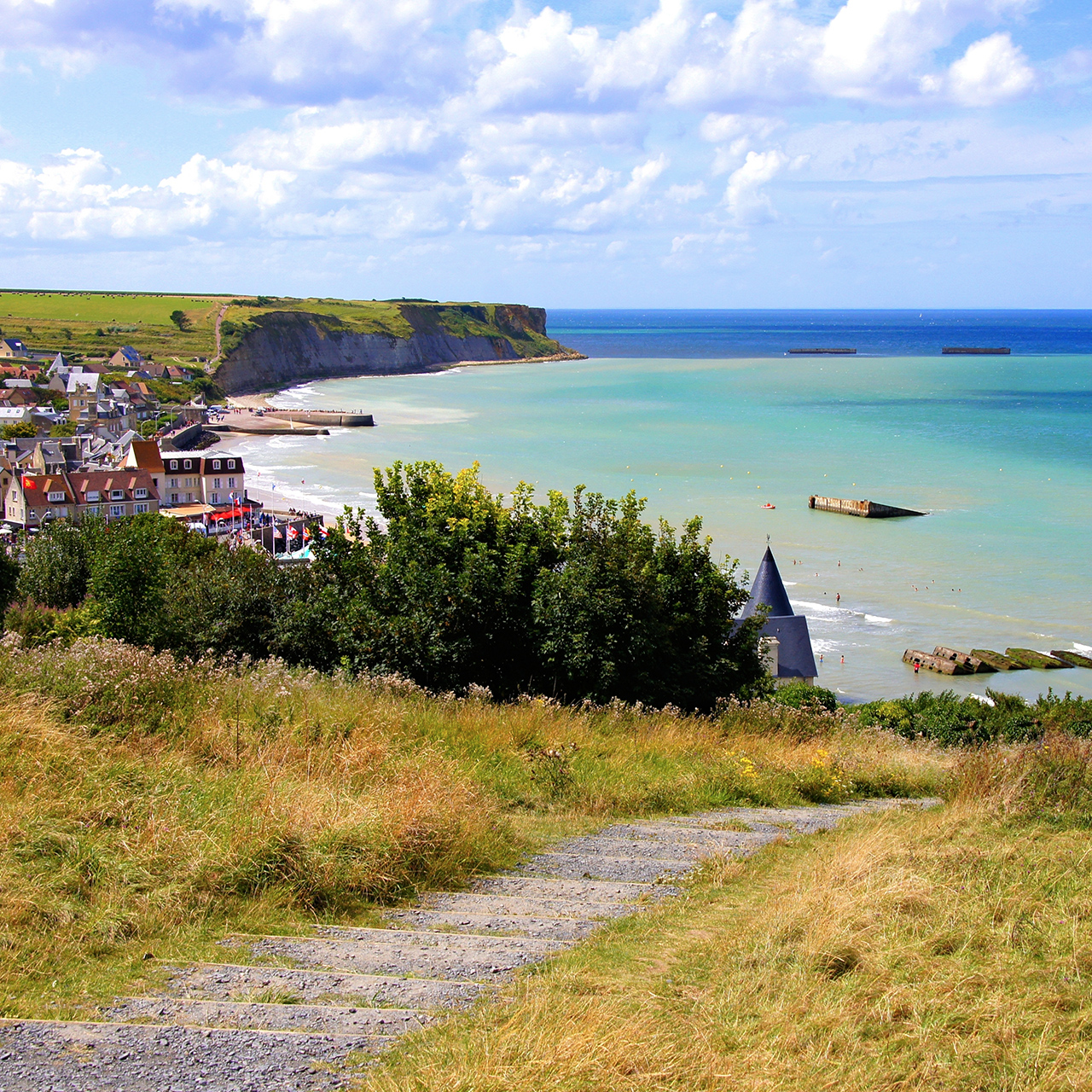 Kilátás a normandiai partraszállás helyszínére, Arromanches-les-Bains, Normandia, Franciaország