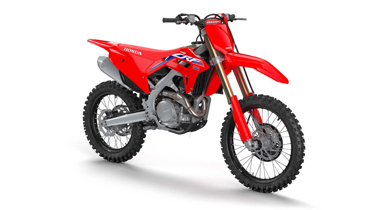 CRF450R jobb oldalról, stúdióban