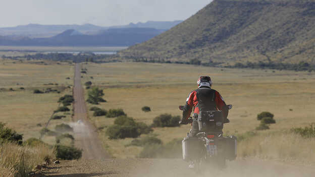 HAR-motorosok csoportja Dél-Afrikában, hosszú út áll előttük