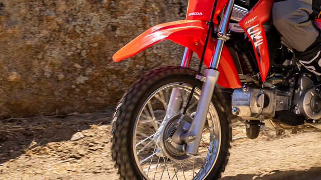 CRF110F Hagyományos teleszkópos első villák