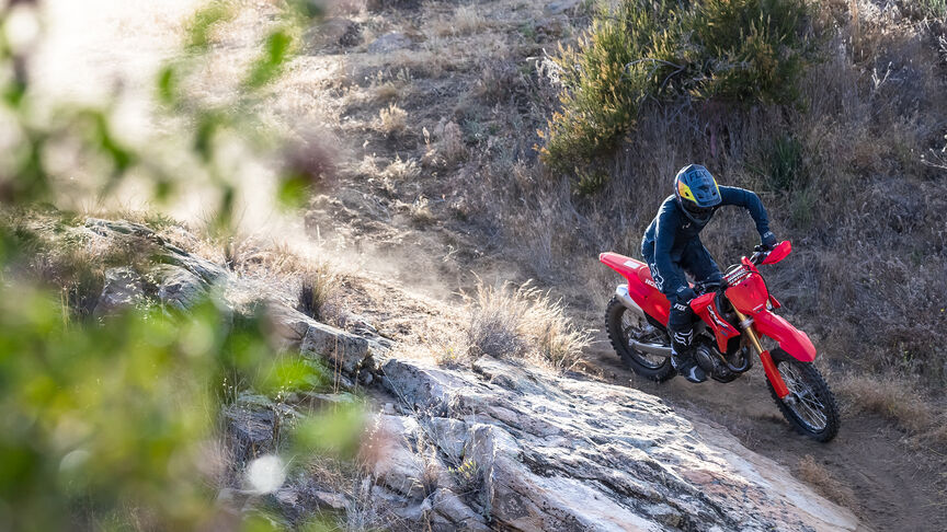 Honda CRF450RX terepen.