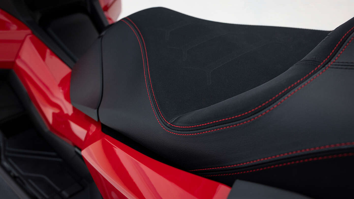 Honda ADV350 Comfort ülés