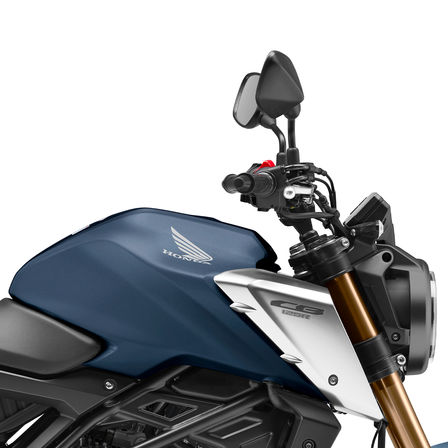 Honda CB125R, jobb oldal, közelkép az üzemanyag-tartályról és a kormányrúdról, stúdiófelvétel, kék motor