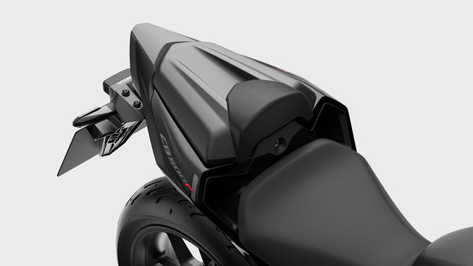 CB500F Hátsóülés-burkolat