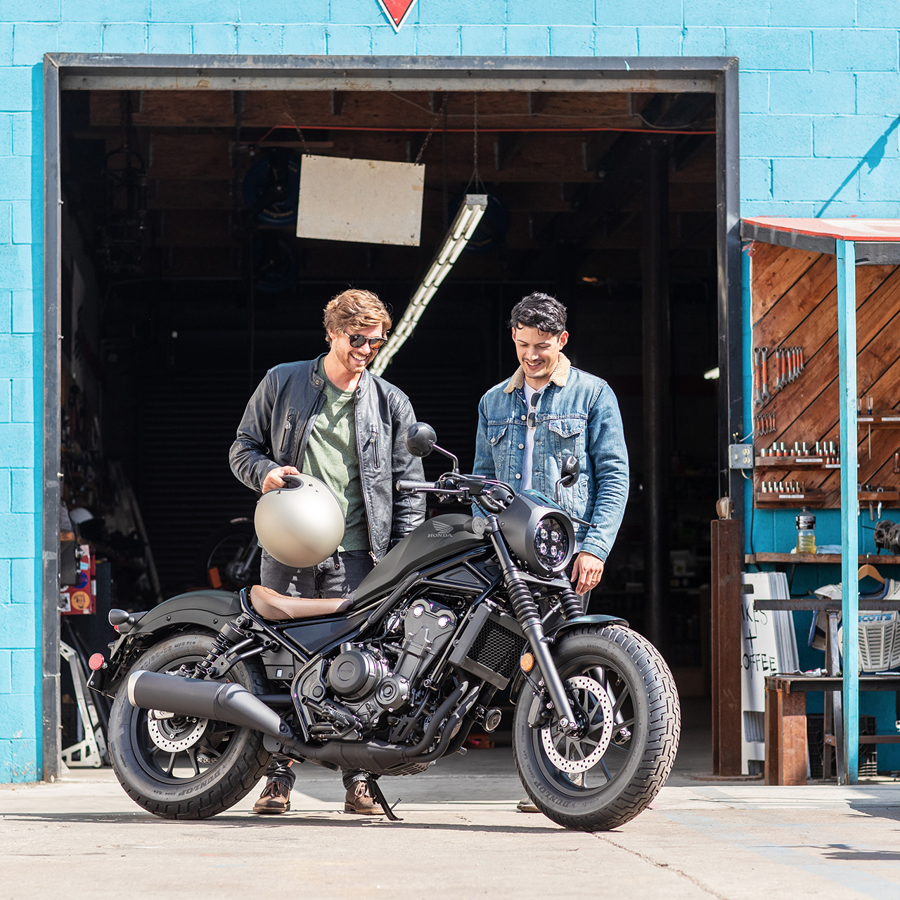 CMX500 Rebel két motorossal