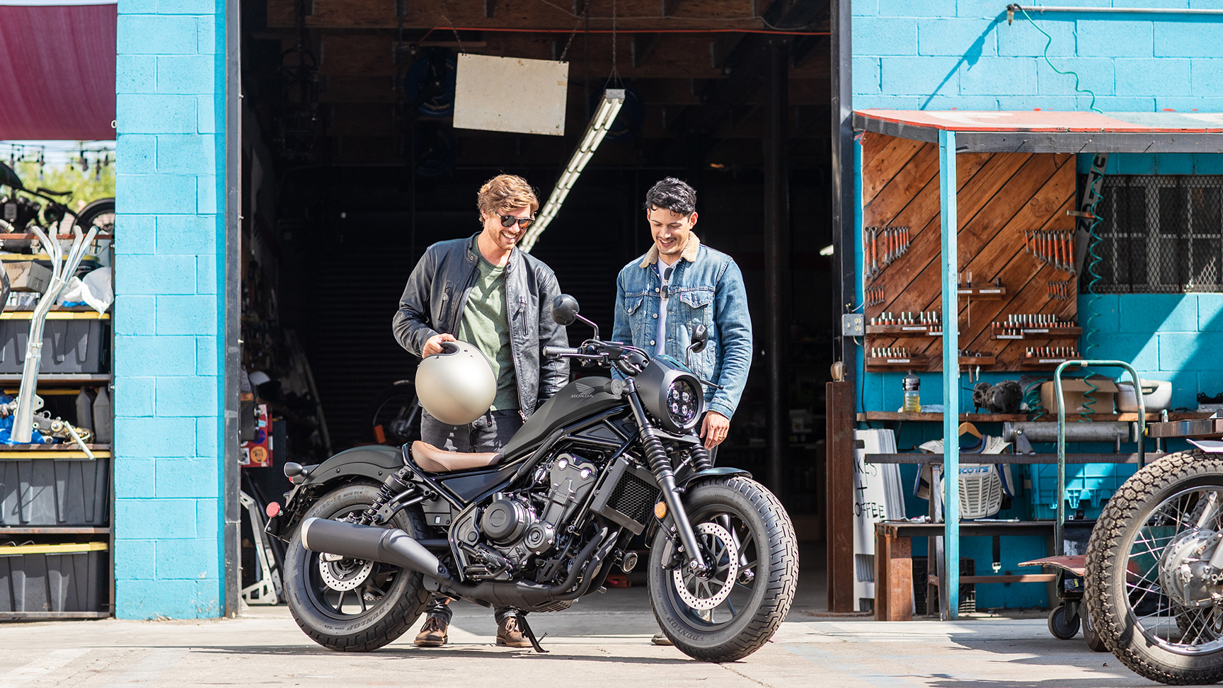 CMX500 Rebel két motorossal