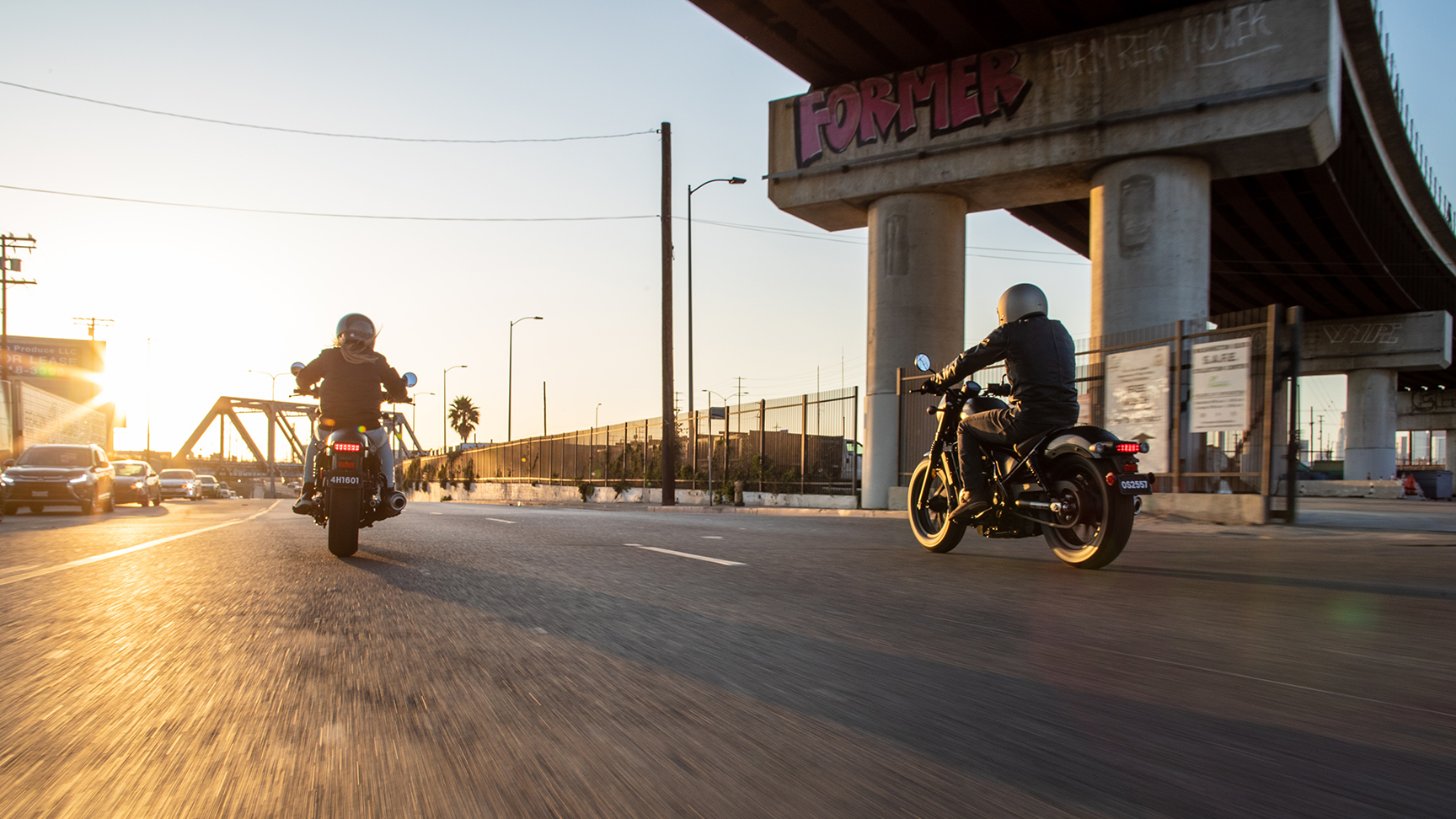 CMX500 Rebel két motorossal