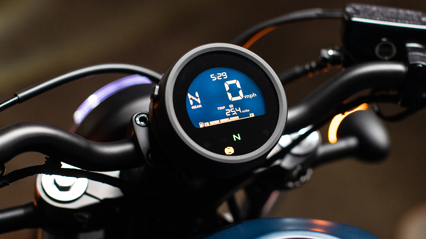 A CM500 Rebel átalakított LCD-kijelzője