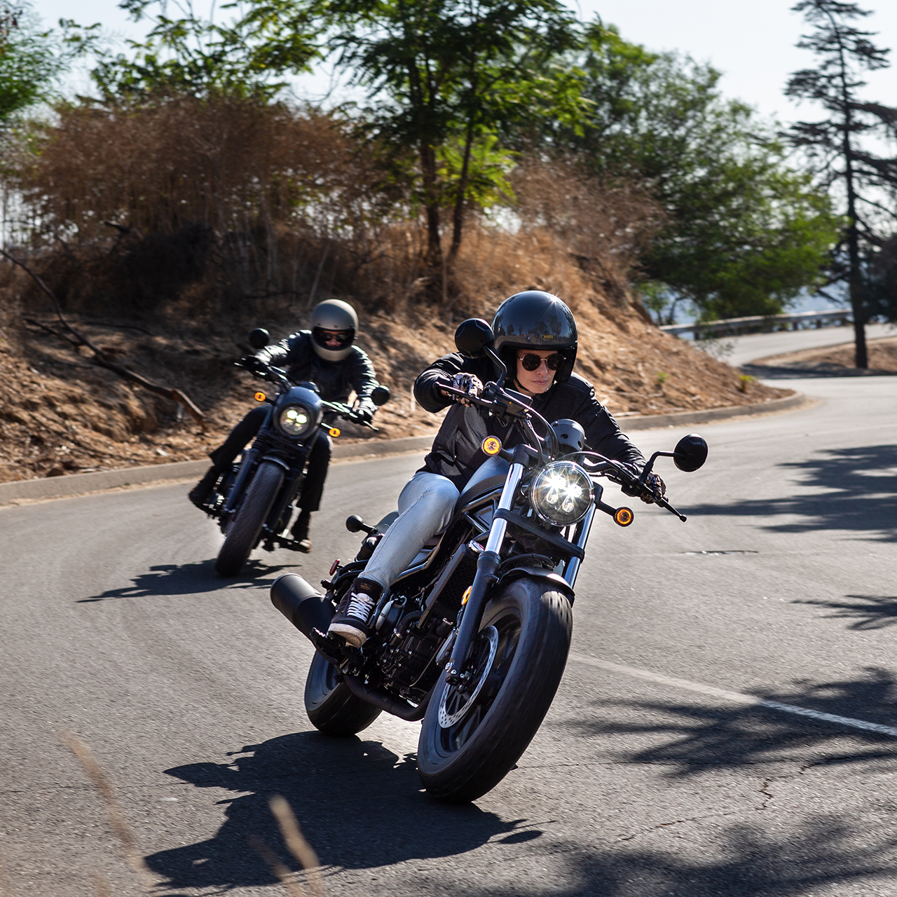CMX500 Rebel két motorossal
