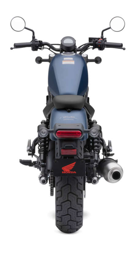 Honda CMX500 Rebel hátulról.