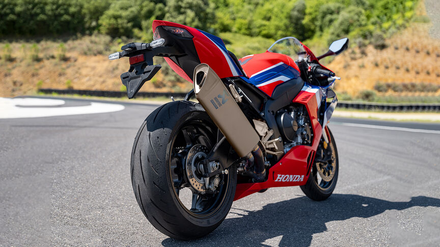 A Honda CBR1000RR-R Fireblade csúcskategóriás aerodinamikája