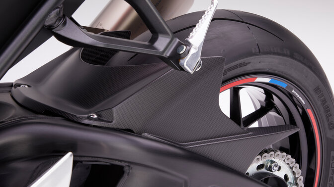 Honda CBR1000RR-R Fireblade karbon hátsó sárvédő