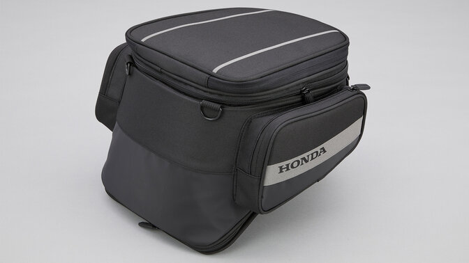 Honda CBR1000RR-R Fireblade hátsóüléstáska