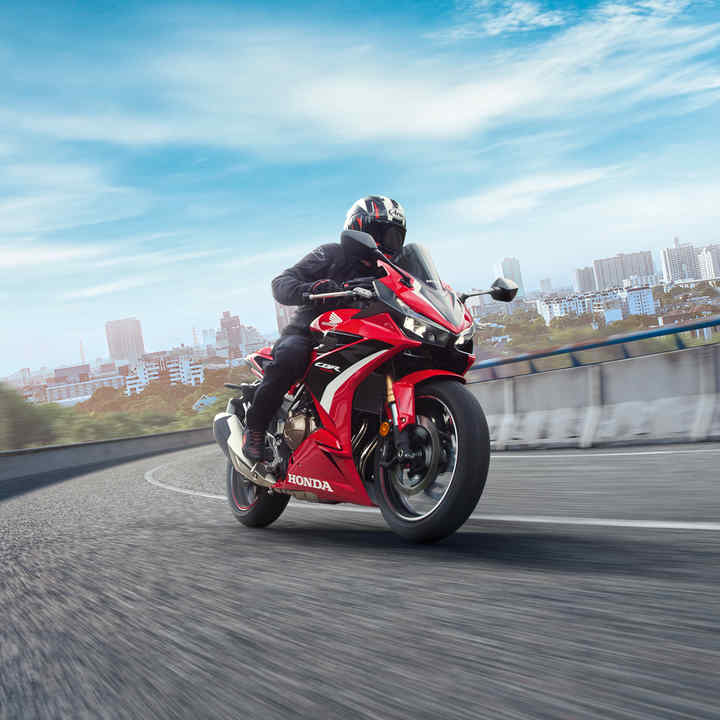 CBR500R – A VÉRÉBEN VAN A VERSENY