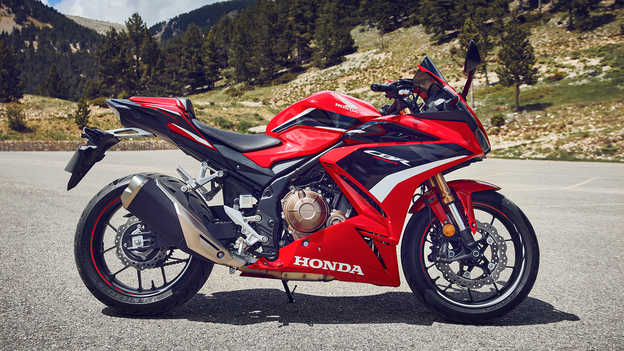CBR500R Új könnyű kerekek és lengővilla
