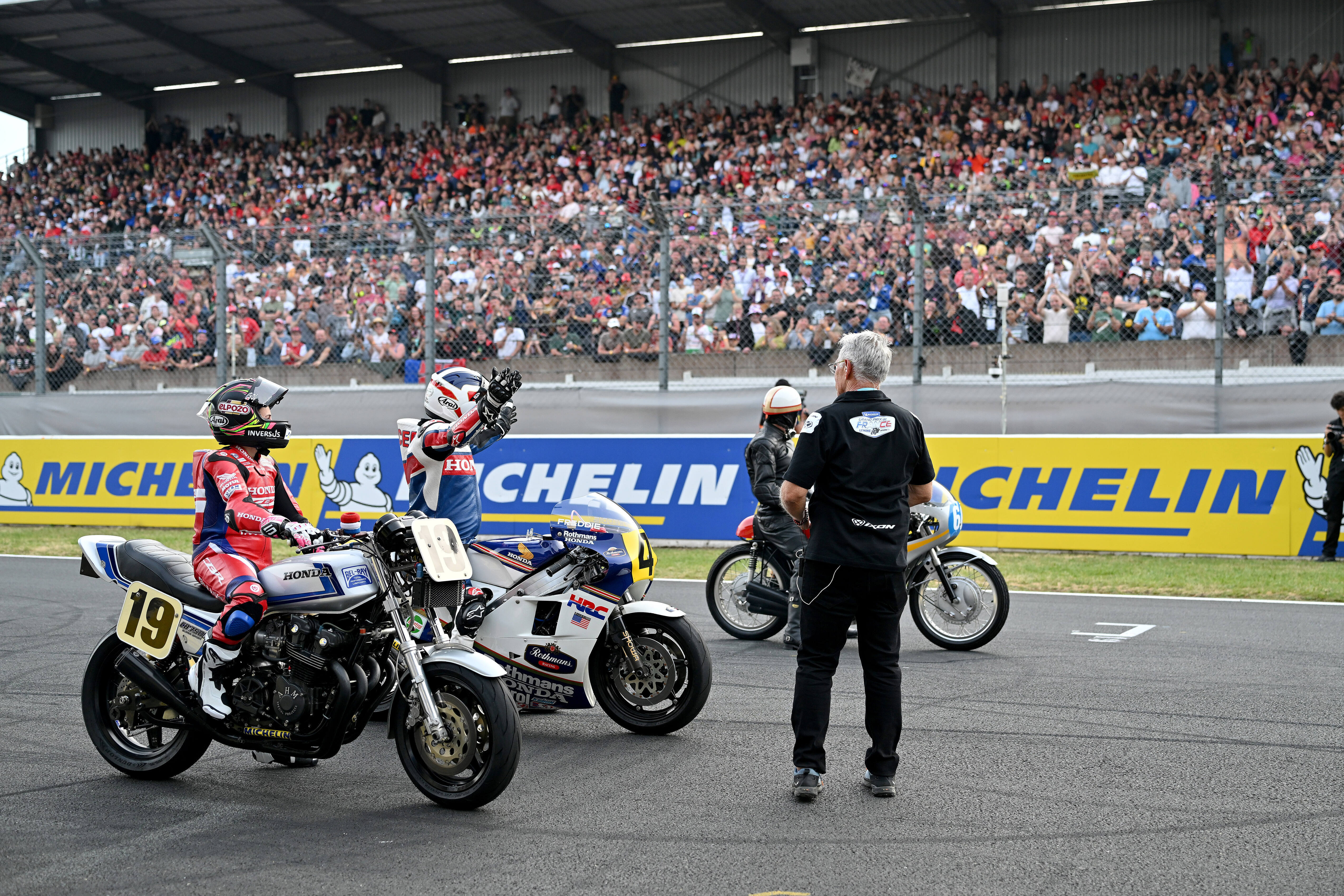 Old school reborn: CB1000F showcased at two major events in France, where Honda celebrated the company’s illustrious motor sport heritage which inspired it