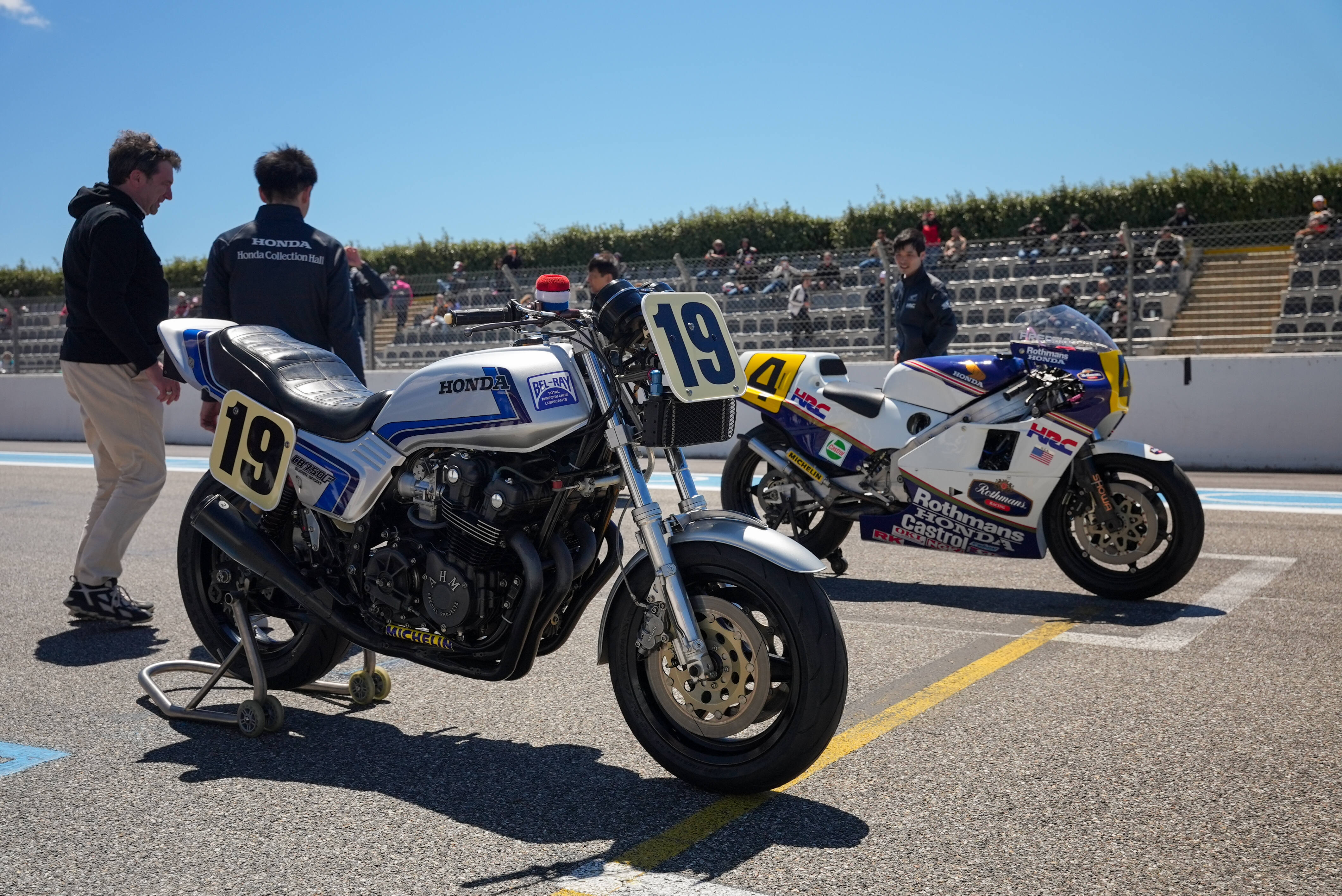 Old school reborn: CB1000F showcased at two major events in France, where Honda celebrated the company’s illustrious motor sport heritage which inspired it
