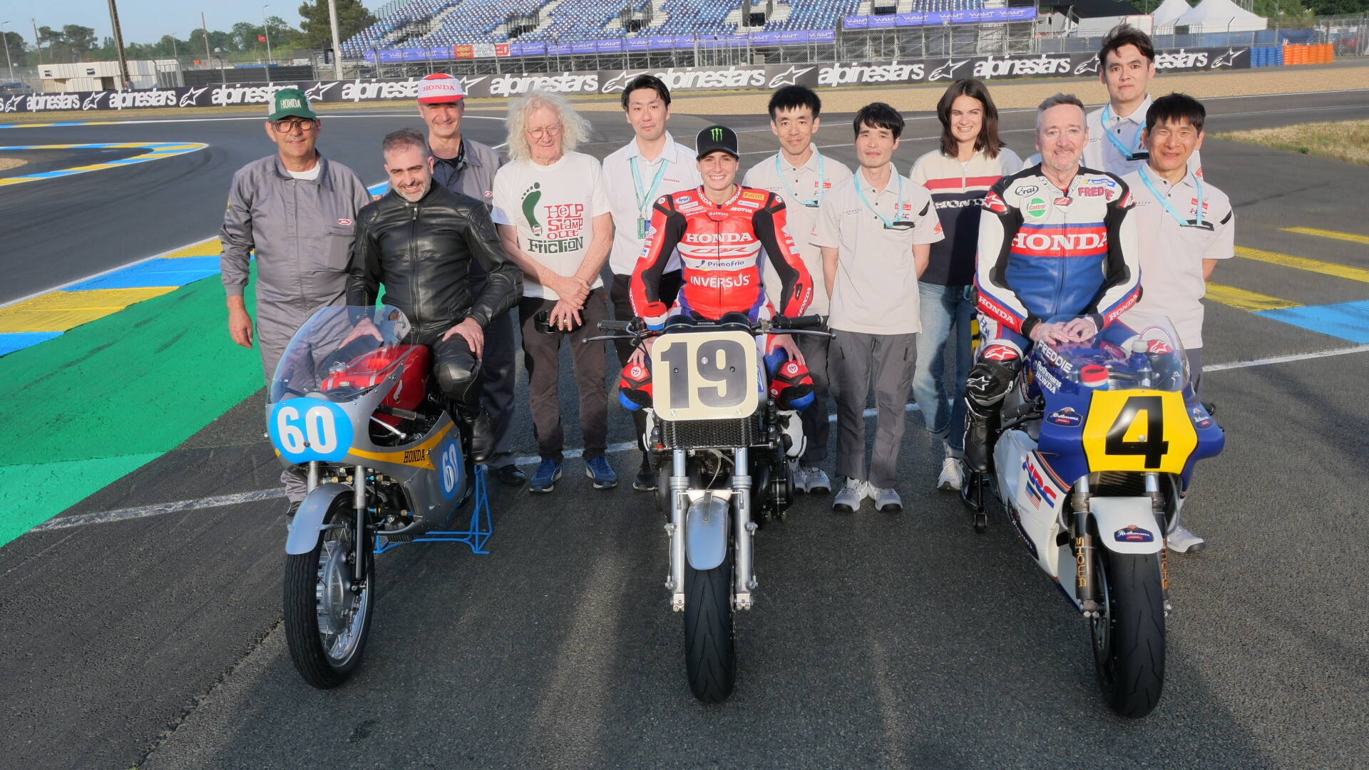 Old school reborn: CB1000F showcased at two major events in France, where Honda celebrated the company’s illustrious motor sport heritage which inspired it