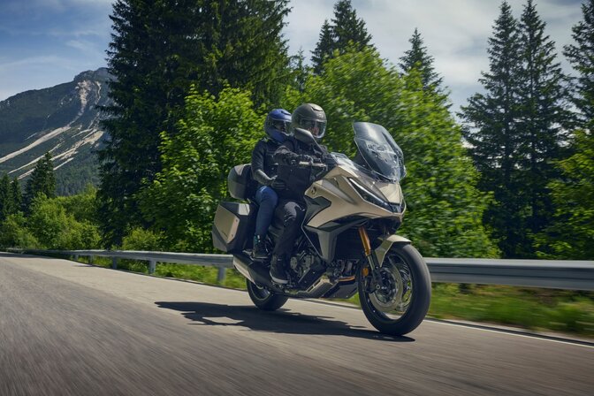 Honda NT1100 DCT ES